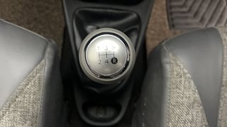 Used 2011 Toyota Etios [2010-2017] G Petrol Manual interior GEAR  KNOB VIEW
