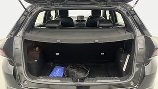 Used 2022 Tata Altroz XZ Plus 1.2 Dark Edition Petrol Manual interior DICKY INSIDE VIEW