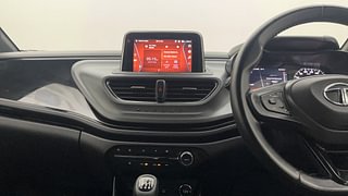 Used 2022 Tata Altroz XZ Plus 1.2 Dark Edition Petrol Manual interior MUSIC SYSTEM & AC CONTROL VIEW