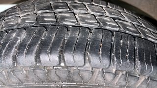 Used 2014 Datsun GO [2014-2019] T Petrol Manual tyres RIGHT REAR TYRE TREAD VIEW