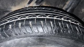 Used 2013 Honda City [2011-2014] 1.5 V MT Petrol Manual tyres LEFT REAR TYRE TREAD VIEW