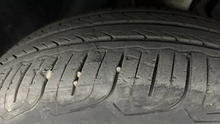 Used 2022 Tata Altroz XZ Plus 1.2 Dark Edition Petrol Manual tyres RIGHT FRONT TYRE TREAD VIEW
