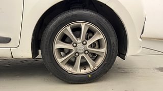 Used 2016 Hyundai Grand i10 [2013-2017] Asta 1.2 Kappa VTVT (O) Petrol Manual tyres RIGHT FRONT TYRE RIM VIEW