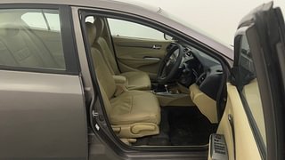 Used 2013 Honda City [2011-2014] 1.5 V MT Petrol Manual interior RIGHT SIDE FRONT DOOR CABIN VIEW