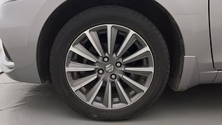 Used 2018 Maruti Suzuki Ciaz Alpha AT Petrol Petrol Automatic tyres LEFT FRONT TYRE RIM VIEW