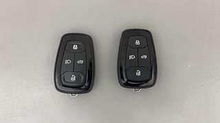Used 2022 Tata Altroz XZ Plus 1.2 Dark Edition Petrol Manual extra CAR KEY VIEW