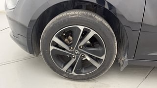 Used 2022 Tata Altroz XZ Plus 1.2 Dark Edition Petrol Manual tyres LEFT FRONT TYRE RIM VIEW
