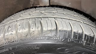 Used 2018 Hyundai Grand i10 [2017-2020] Sportz 1.2 Kappa VTVT Petrol Manual tyres RIGHT FRONT TYRE TREAD VIEW