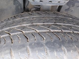 Used 2021 Tata Safari XZ Plus Diesel Manual tyres RIGHT FRONT TYRE TREAD VIEW