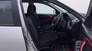 Used 2017 Renault Duster [2017-2020] RXS CVT Petrol Petrol Automatic interior RIGHT SIDE FRONT DOOR CABIN VIEW