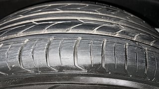 Used 2019 Toyota Innova Crysta 2.4 V 7 STR Diesel Manual tyres LEFT REAR TYRE TREAD VIEW
