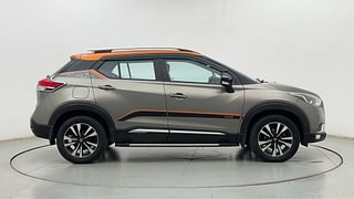 Used 2019 Nissan Kicks [2018-2020] XV Premium (O) Dual Tone Diesel Diesel Manual exterior RIGHT SIDE VIEW