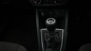 Used 2019 Nissan Kicks XV Petrol Petrol Manual interior GEAR  KNOB VIEW
