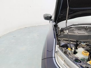 Used 2021 Tata Safari XZ Plus Diesel Manual engine ENGINE RIGHT SIDE HINGE & APRON VIEW