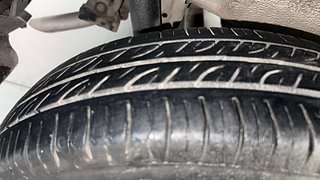 Used 2014 Maruti Suzuki Wagon R 1.0 [2013-2019] LXi CNG Petrol+cng Manual tyres RIGHT REAR TYRE TREAD VIEW