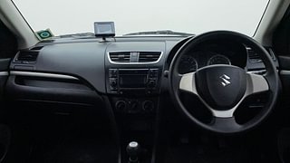 Used 2015 Maruti Suzuki Swift [2011-2017] VXi Petrol Manual interior DASHBOARD VIEW