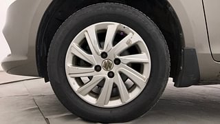 Used 2016 Maruti Suzuki Swift Dzire ZDI AMT Diesel Automatic tyres LEFT FRONT TYRE RIM VIEW