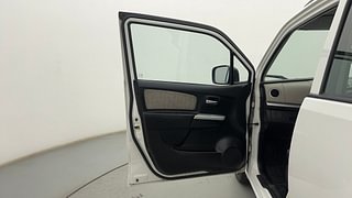 Used 2016 Maruti Suzuki Wagon R 1.0 [2010-2019] VXi Petrol Manual interior LEFT FRONT DOOR OPEN VIEW