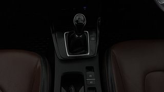 Used 2021 Hyundai Alcazar Platinum 7 STR 1.5 Diesel MT Diesel Manual interior GEAR  KNOB VIEW