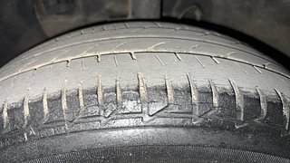 Used 2017 Hyundai i20 Active [2015-2020] 1.2 S Petrol Manual tyres LEFT FRONT TYRE TREAD VIEW