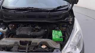 Used 2012 Hyundai Eon [2011-2018] Magna + Petrol Manual engine ENGINE LEFT SIDE HINGE & APRON VIEW