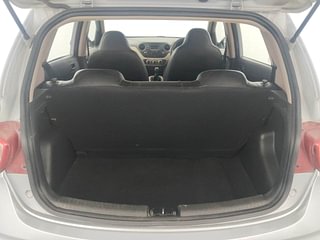 Used 2019 Hyundai Grand i10 [2017-2020] Magna 1.2 Kappa VTVT Petrol Manual interior DICKY INSIDE VIEW