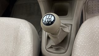 Used 2013 Maruti Suzuki Swift Dzire VDI Diesel Manual interior GEAR  KNOB VIEW