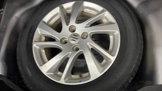 Used 2014 Maruti Suzuki Swift [2011-2017] ZXi Petrol Manual tyres SPARE TYRE VIEW