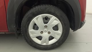 Used 2020 Renault Kwid RXL Petrol Manual tyres RIGHT FRONT TYRE RIM VIEW