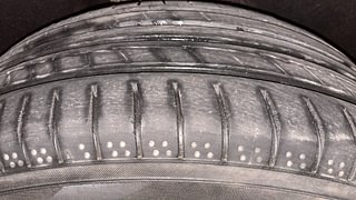 Used 2013 Ford EcoSport [2013-2015] Titanium 1.5L TDCi Diesel Manual tyres RIGHT REAR TYRE TREAD VIEW