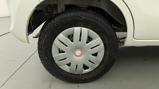 Used 2013 Maruti Suzuki Alto 800 [2012-2016] LXi Anniversary Edition Petrol Manual tyres RIGHT REAR TYRE RIM VIEW