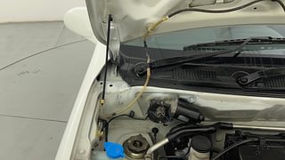 Used 2013 Maruti Suzuki Alto 800 [2012-2016] LXi Anniversary Edition Petrol Manual engine ENGINE RIGHT SIDE HINGE & APRON VIEW
