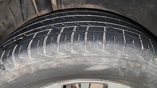 Used 2017 Maruti Suzuki S-Cross [2015-2017] Zeta 1.3 Diesel Manual tyres RIGHT REAR TYRE TREAD VIEW