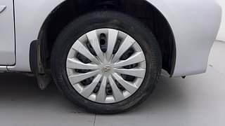 Used 2013 Toyota Etios [2010-2017] G Petrol Manual tyres RIGHT FRONT TYRE RIM VIEW