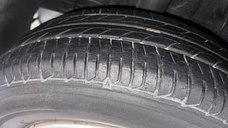 Used 2016 Hyundai Elite i20 [2014-2018] Sportz 1.2 Petrol Manual tyres RIGHT REAR TYRE TREAD VIEW