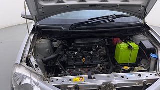 Used 2013 Toyota Etios [2010-2017] G Petrol Manual engine ENGINE RIGHT SIDE HINGE & APRON VIEW
