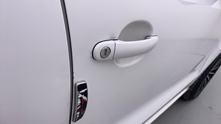 Used 2015 Volkswagen Polo Highline 1.5 (D) Diesel Manual dents MINOR DENT