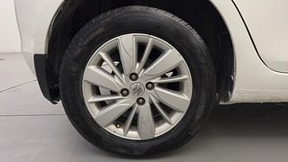 Used 2015 Maruti Suzuki Swift [2011-2017] ZXi Petrol Manual tyres RIGHT REAR TYRE RIM VIEW