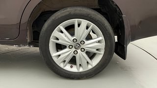 Used 2016 Toyota Innova Crysta [2016-2020] 2.4 Z 7STR Diesel Manual tyres LEFT REAR TYRE RIM VIEW