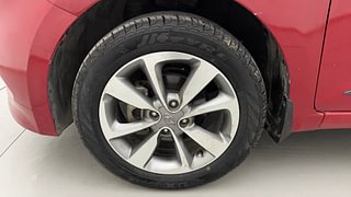 Used 2017 Hyundai Elite i20 [2014-2018] Asta 1.2 Dual Tone Petrol Manual tyres LEFT FRONT TYRE TREAD VIEW