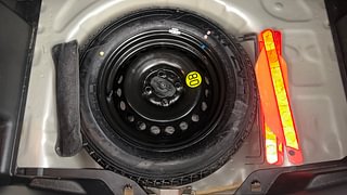 Used 2018 Maruti Suzuki Baleno [2015-2019] Zeta AT Petrol Petrol Automatic tyres SPARE TYRE VIEW