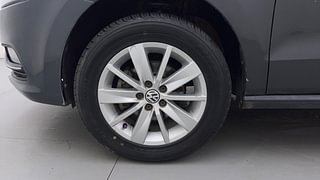 Used 2014 Volkswagen Polo [2014-2020] Highline 1.5 (D) Diesel Manual tyres LEFT FRONT TYRE RIM VIEW