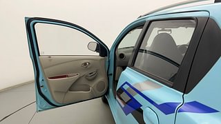 Used 2014 Datsun GO [2014-2019] T Petrol Manual interior LEFT FRONT DOOR OPEN VIEW