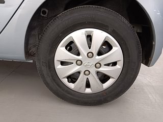 Used 2011 Hyundai i10 [2010-2016] Magna 1.2 Petrol Petrol Manual tyres LEFT REAR TYRE RIM VIEW