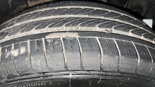 Used 2016 Hyundai Elite i20 [2014-2018] Sportz 1.2 Petrol Manual tyres LEFT REAR TYRE TREAD VIEW