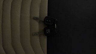Used 2015 Honda City V Petrol Manual extra CAR KEY VIEW