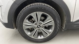 Used 2017 Hyundai Creta [2015-2018] 1.6 SX Plus Auto Petrol Petrol Automatic tyres LEFT FRONT TYRE RIM VIEW