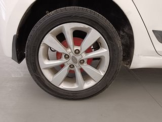 Used 2015 Hyundai Elite i20 [2014-2018] Asta 1.2 Petrol Manual tyres RIGHT REAR TYRE RIM VIEW