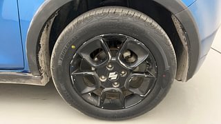 Used 2018 Maruti Suzuki Ignis [2017-2020] Zeta AMT Petrol Dual Tone Petrol Automatic tyres RIGHT FRONT TYRE RIM VIEW
