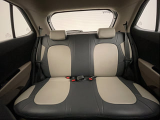 Used 2015 Hyundai Grand i10 [2013-2017] Asta AT 1.2 Kappa VTVT Petrol Automatic interior REAR SEAT CONDITION VIEW